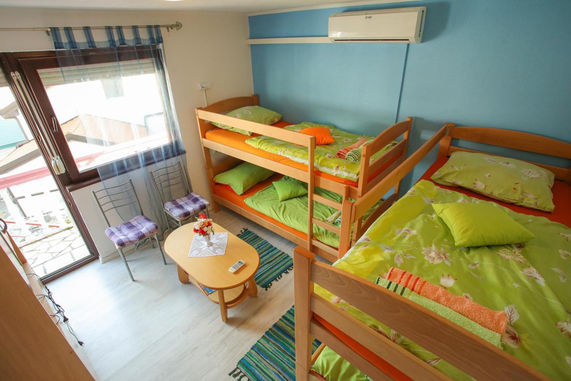 Guesthouse Adi モスタル エクステリア 写真