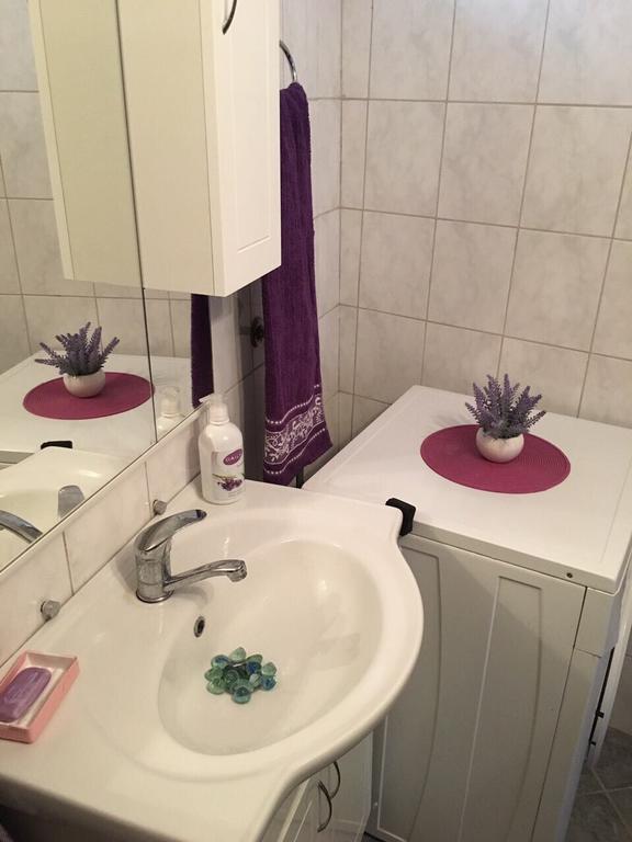 Guesthouse Adi モスタル エクステリア 写真